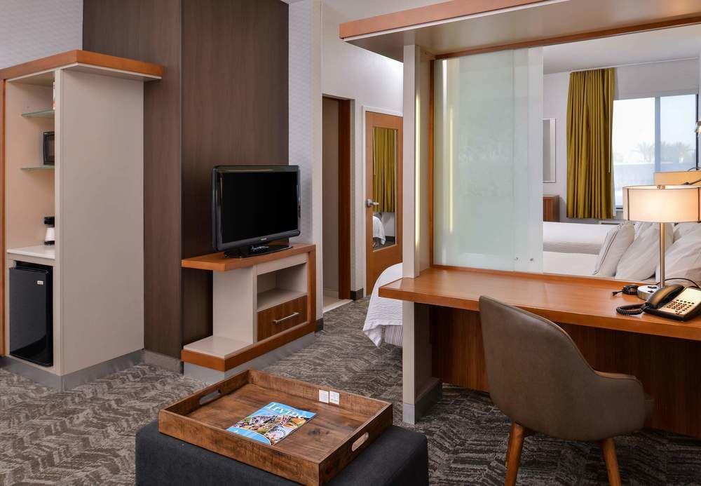 Springhill Suites Irvine John Wayne Airport / Orange County מראה חיצוני תמונה